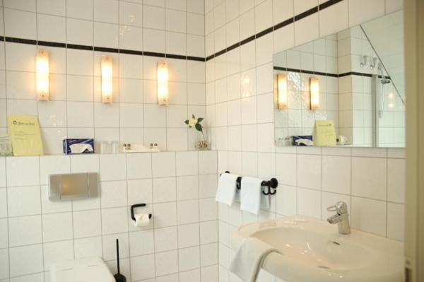 Hotel Am Park Динслакен Номер фото